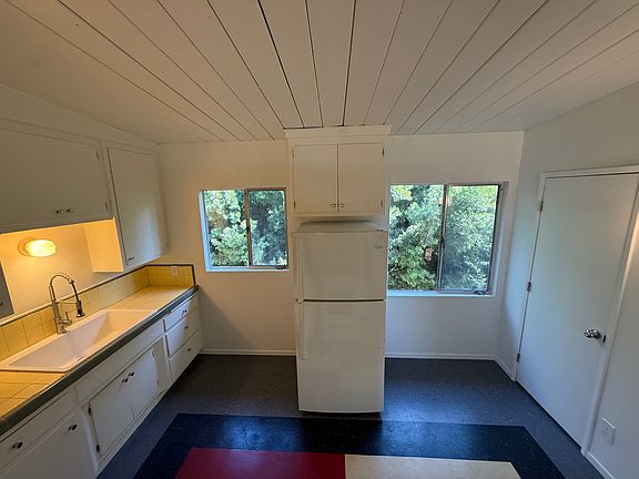 Loads of counter space