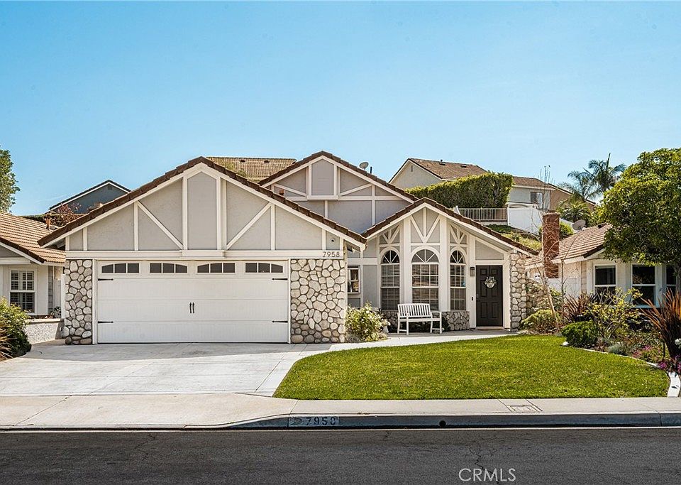 1st image of 7958 E Bauer Rd