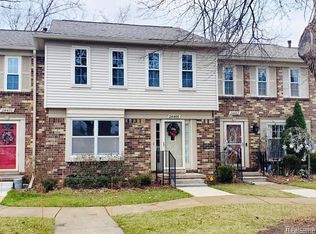 24466 Bashian Dr, Novi, MI 48375