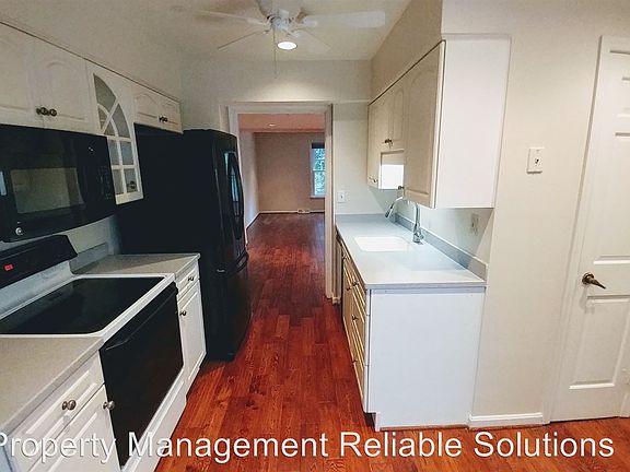 2nd image of 1506 Birdwood Ct