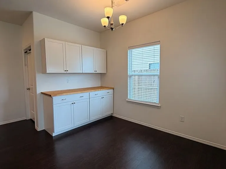 691 Morningside Dr — Photo 9
