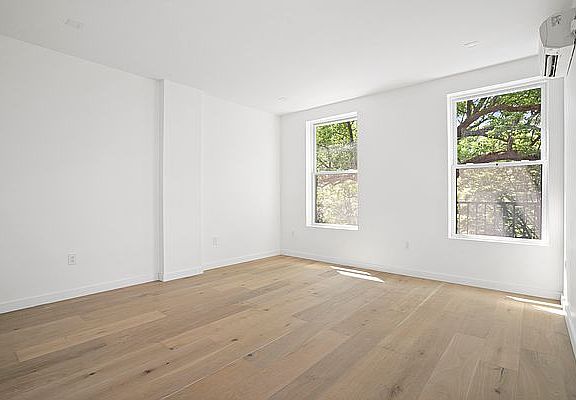 4th image of 329 Henry St #4F