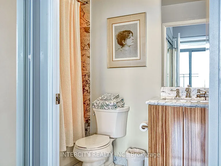 800 Lawrence Ave W #2014 — Photo 13