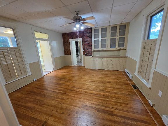 2nd image of 11 Penn St #A