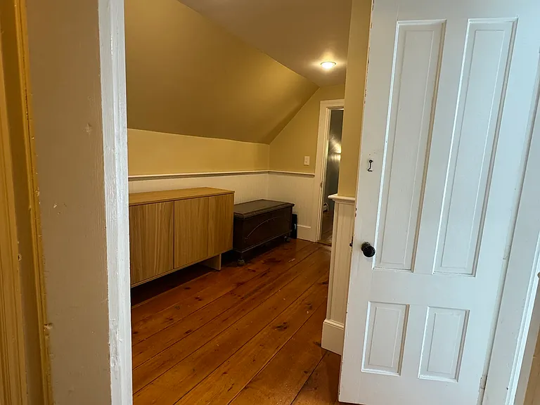 222 Hillside St — Photo 16