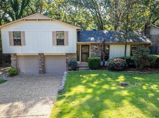 1209 Old Charter Ct, Little Rock, AR 72211