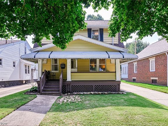 2nd image of 1407 Herberich Ave