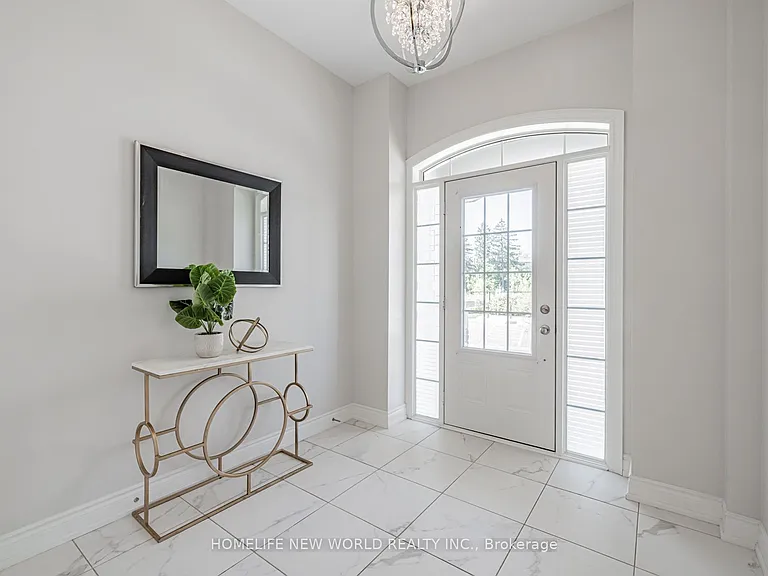 77 Glazebrook Dr — Photo 3