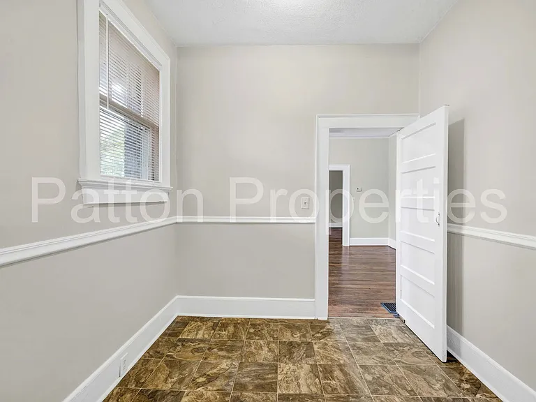 1409 Hagood Ave — Photo 10