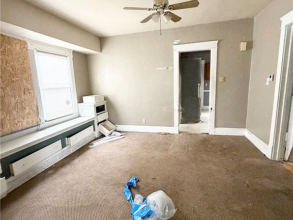 4th image of 10309 Parkview Ave