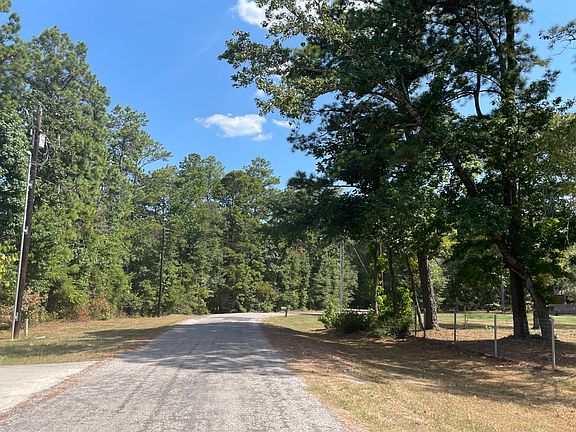 5th image of 132 Dogwood Ln