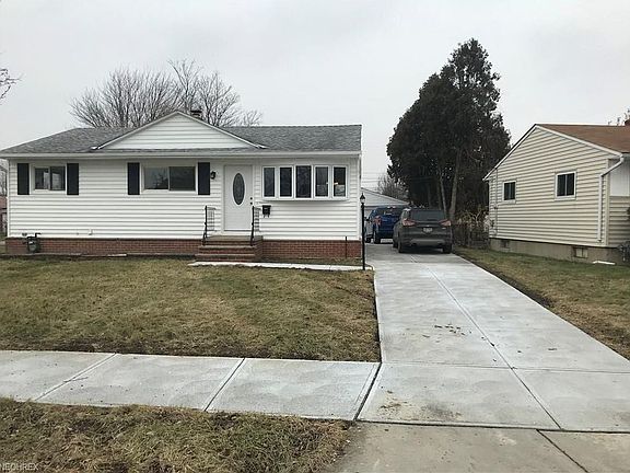 2nd image of 5738 Pemberton Dr