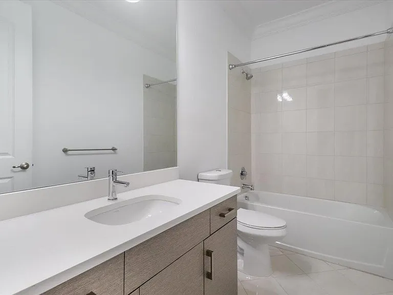 10098 Akenside Dr — Photo 34