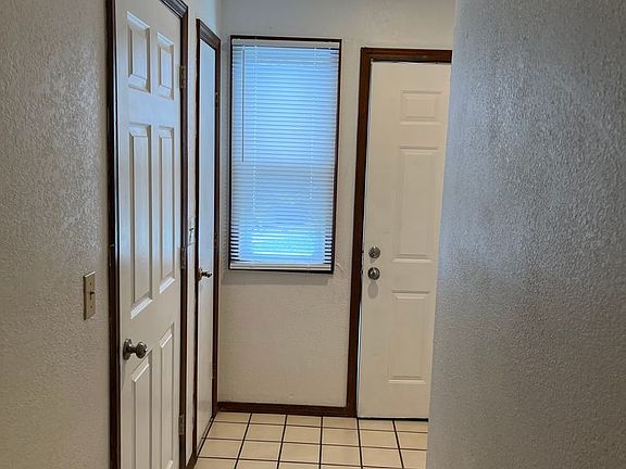 3rd image of 935-941 Ryan Ct