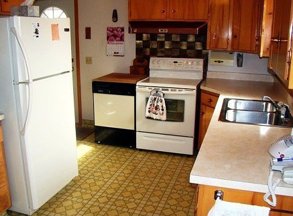 2nd image of 4105 W Chicago St