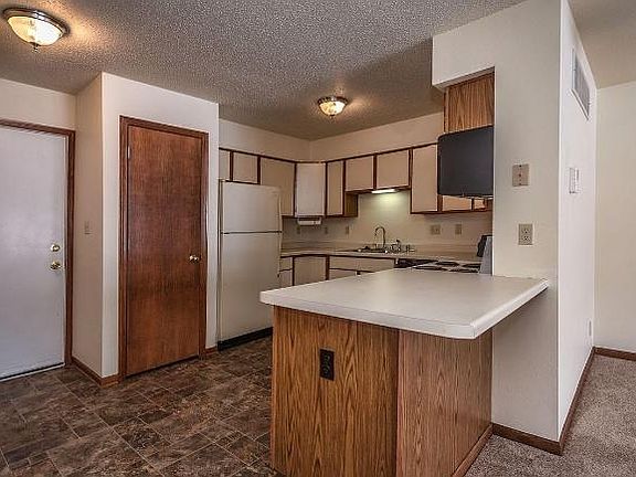 5th image of 10152 W Whitnall Edge Dr