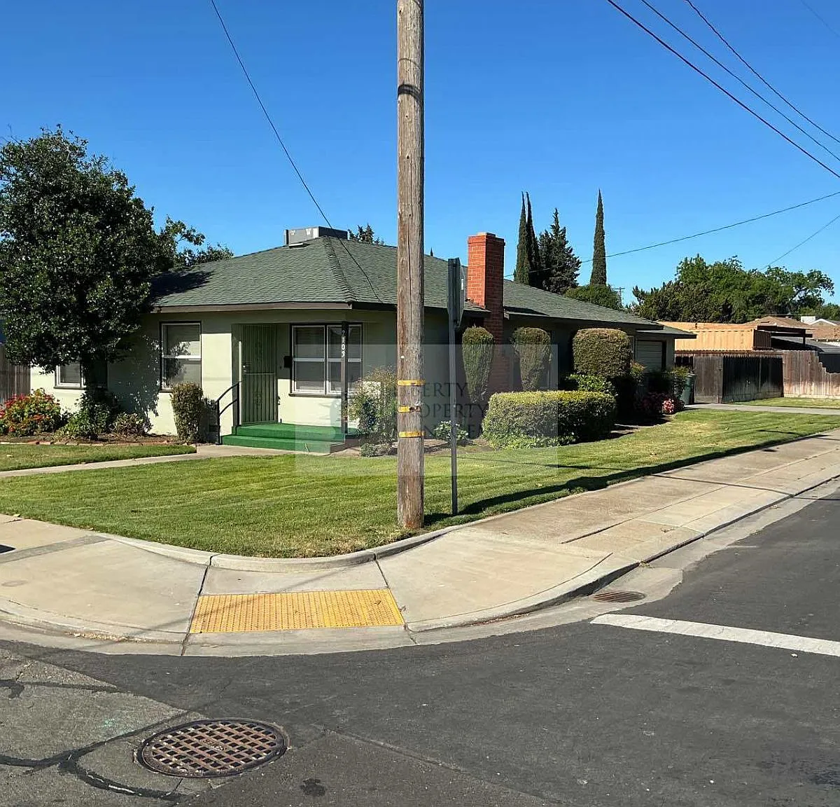 3 bed, 1344 sqft, $2,045 — Photo 1