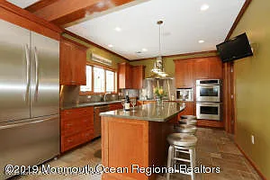 573 Tarpon Ave — Photo 8