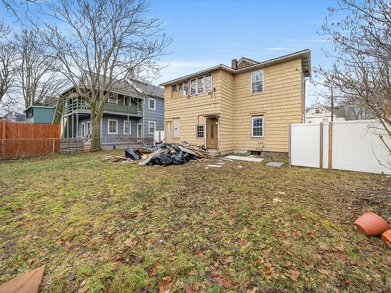 26 Doubleday St — Photo 23