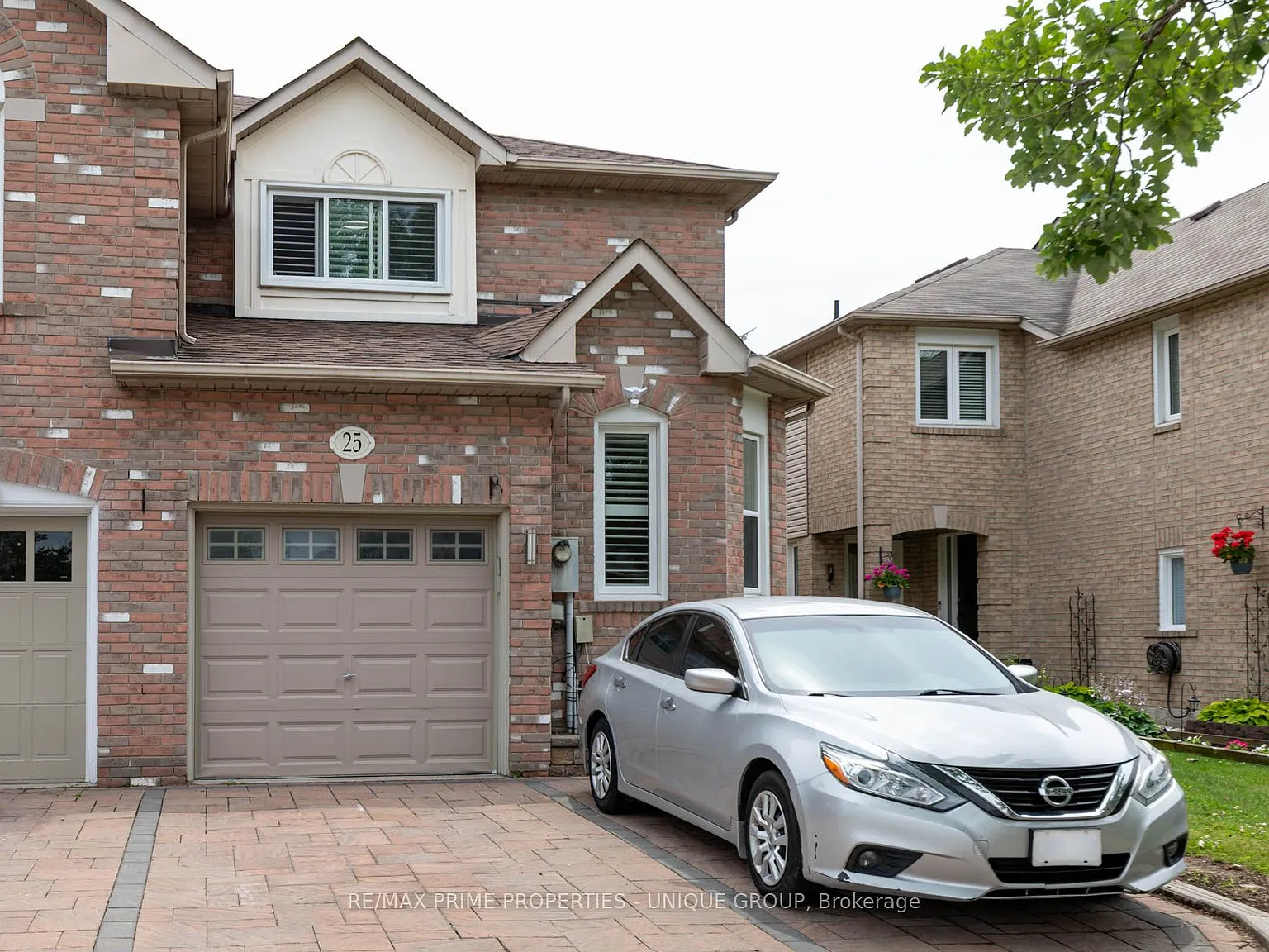 3 bed, $3,200 — Photo 1