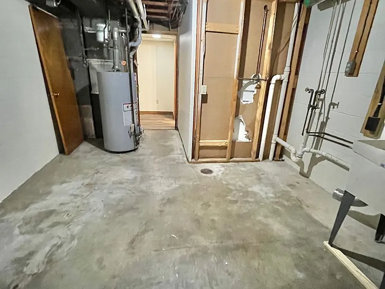 4909 E Linden Ln — Photo 35