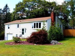 30 Overlook Ave, Webster, MA 01570