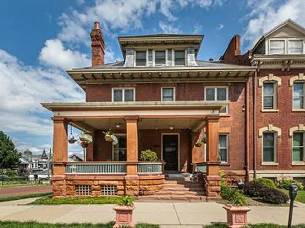 1298 Locust St, Dubuque, IA
