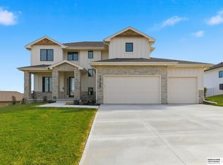 10109 Laramie St, Papillion, NE 68046
