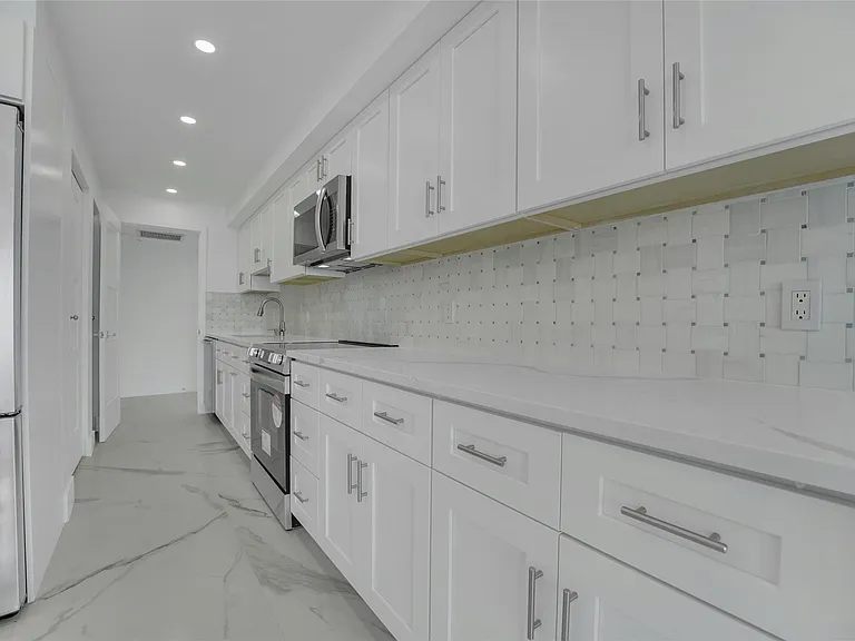 3900 Galt Ocean Dr #511 — Photo 13