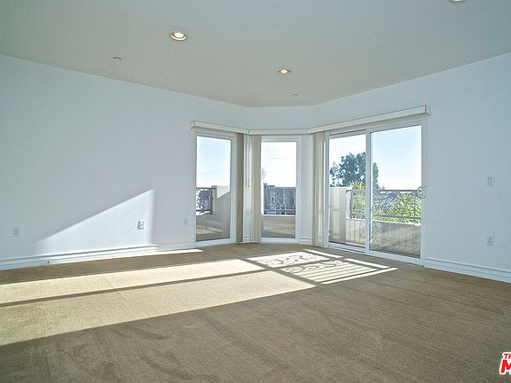 4th image of 1500 Purdue Ave