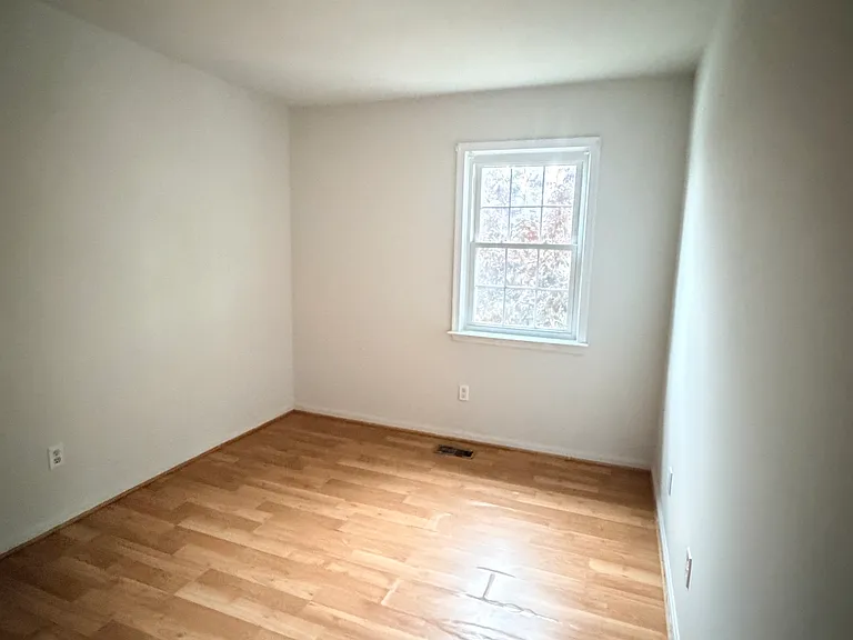 8642 Sumter Ct — Photo 13