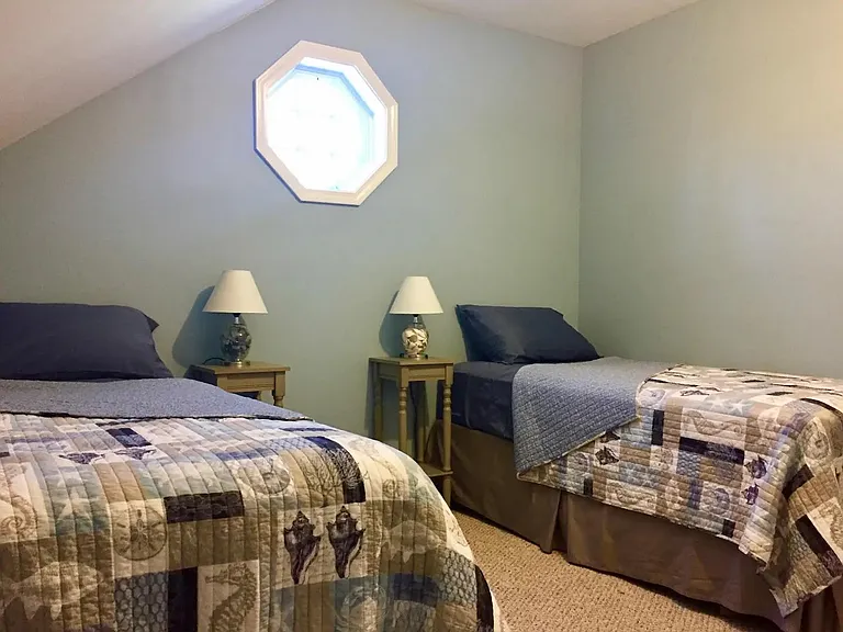 3rd bedroom on the 2nd floor