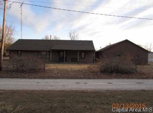 37 Walnut St, Lynnville, IL 62650