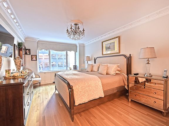 5th image of 200 E 57th St APT 4K