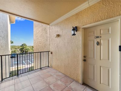 4305 BAYSIDE VILLAGE DRIVE #202, Tampa, FL, 33615