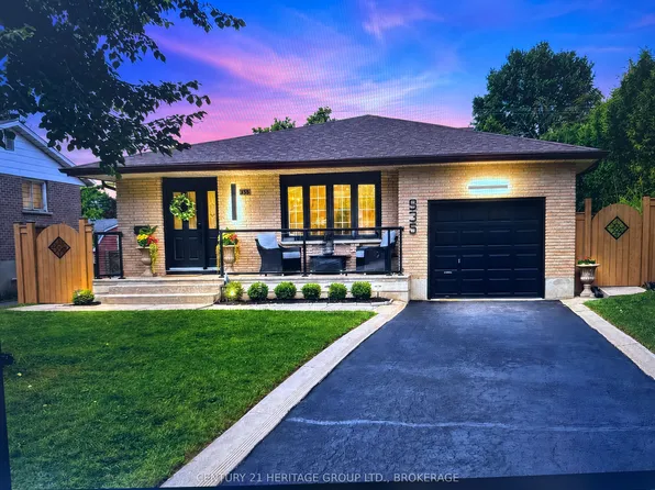 935 Pembridge Cres, Kingston, ON K7M 6C6