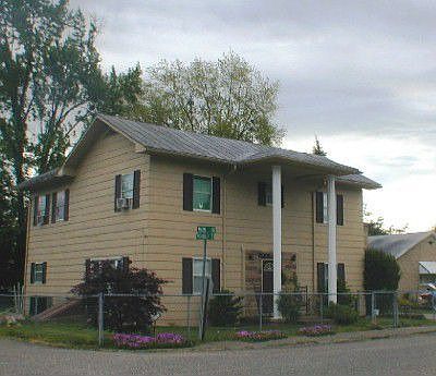 1st image of 401 Fourth St