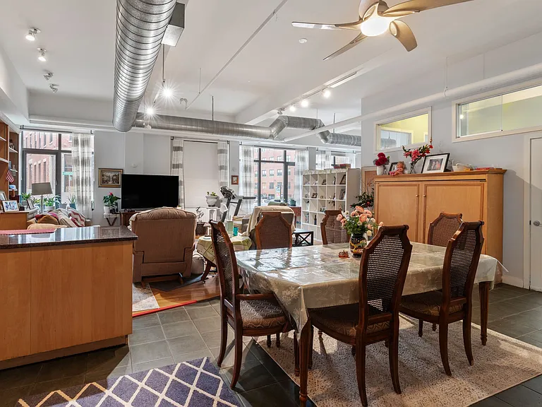 1200 Washington St #121 — Photo 10