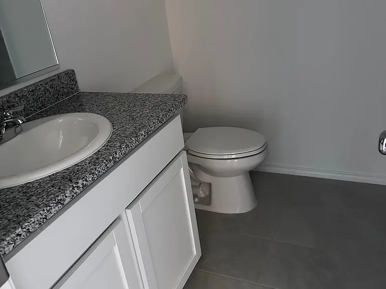 1521 Vattier St — Photo 7