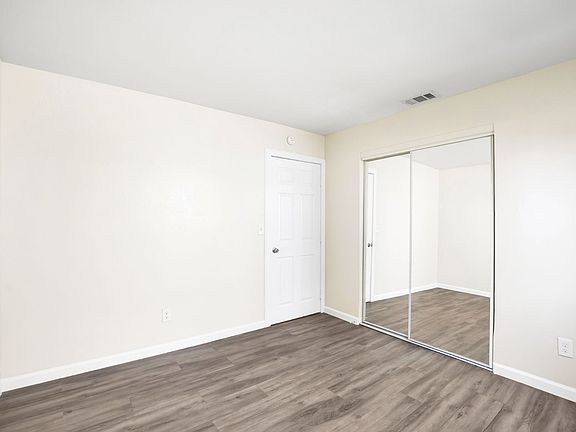 3rd image of 25269 Park Ave #C-2