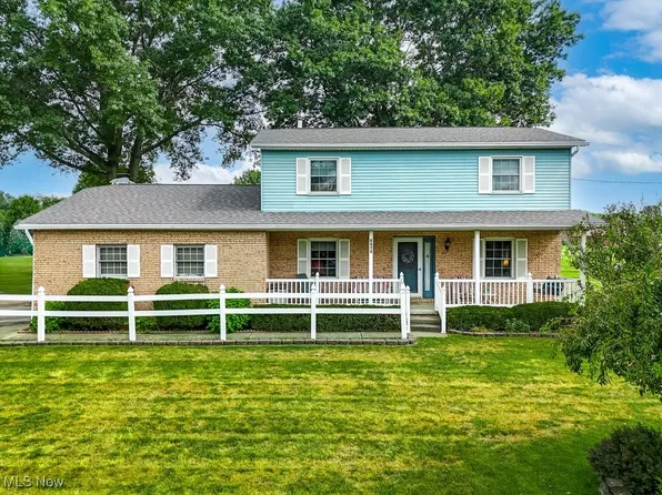 2573 Killian Rd, Uniontown, OH 44685
