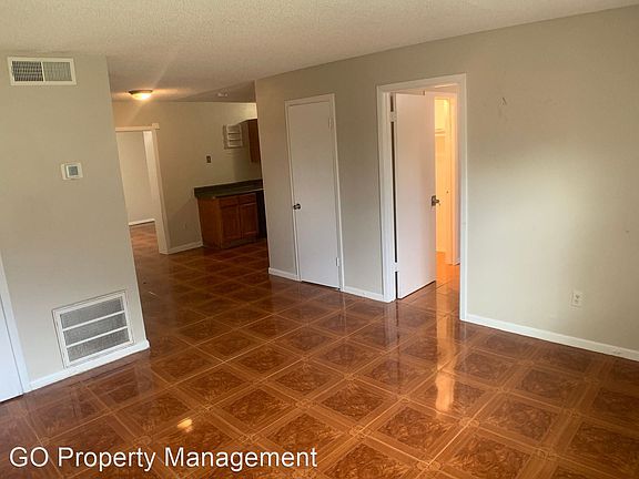 3rd image of 5436 Eugenia Ct