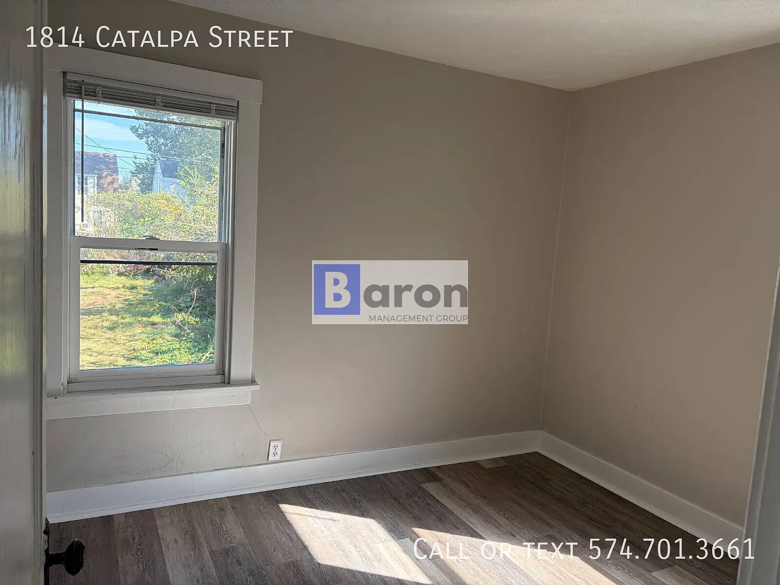 "Charming 3-Bedroom Home at 1814 Catalpa Street, South Bend Cozy Comfort Awaits!" — Photo 4