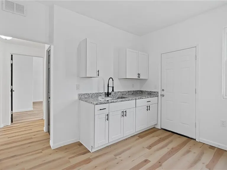 7711 Westmoreland Ave #2 — Photo 5