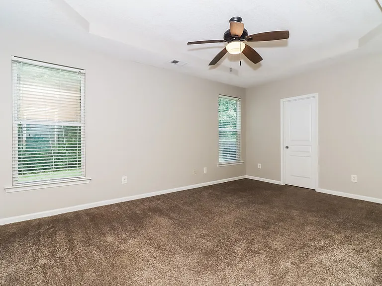 468 Darbys Run Ct — Photo 14