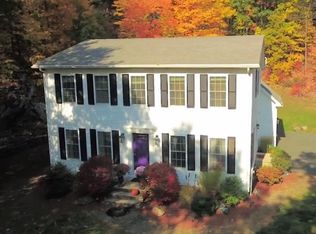 410 Amherst Rd, Belchertown, MA 01007