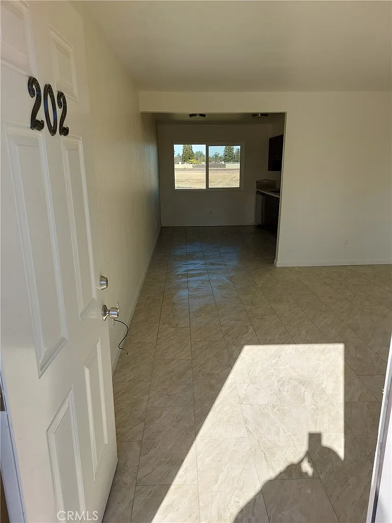 2 bed, 732 sqft, $1,600 — Photo 4