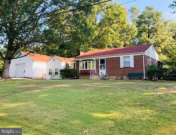 3250 Green Meadows Dr photo 1