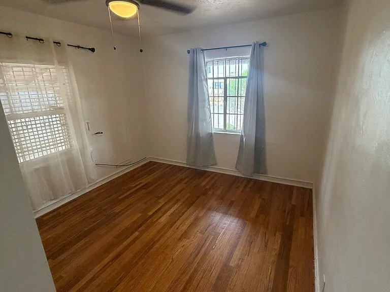 2801 Aurora Ave #C — Photo 9