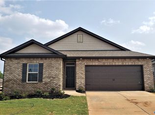106 Settlement Dr, Huntsville, AL 35810